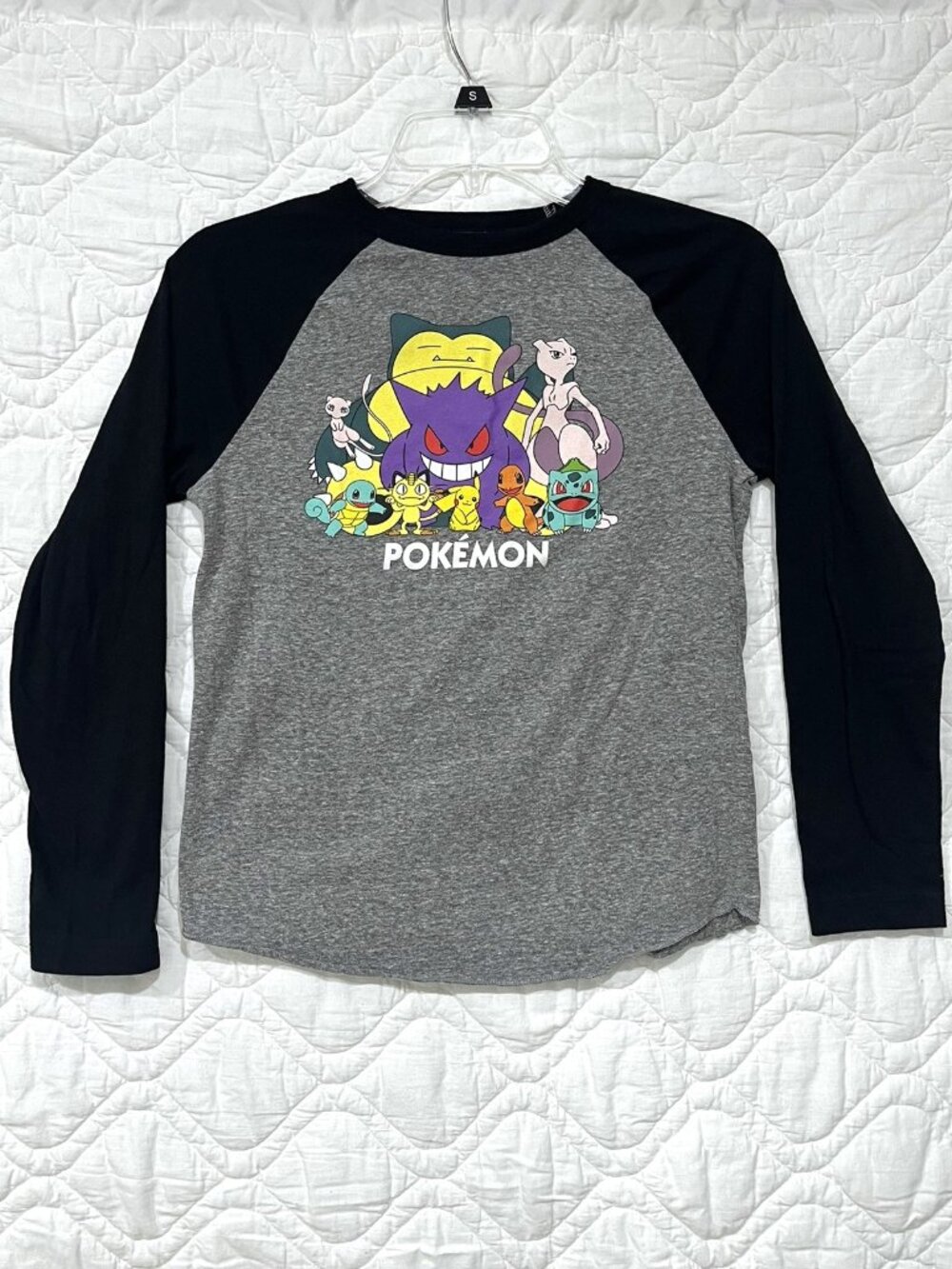 Pokemon Raglan T-Shirt - 2017 Long Sleeves – Pokemon Characters – Size M